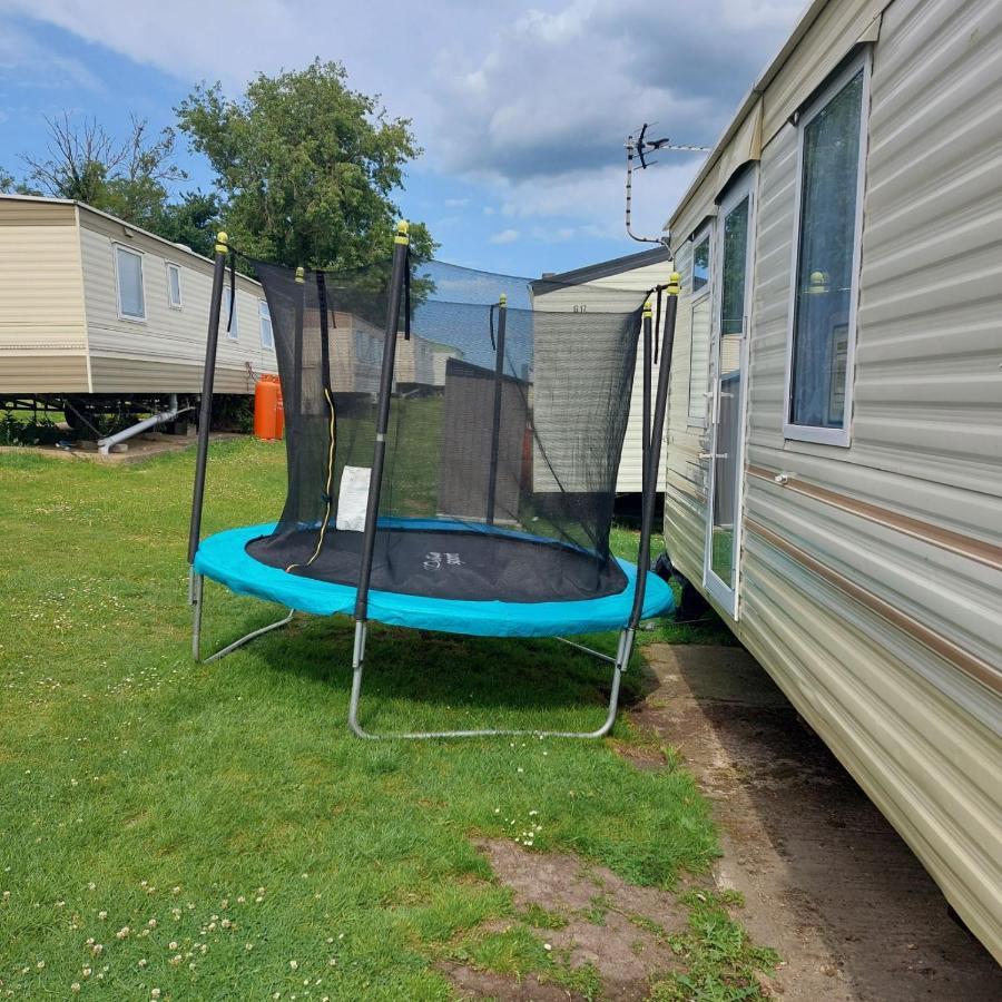 Warden Springs Caravan Park Ms16 Thornhill Road, Eastchurch,Me124Hf 希尔内斯 外观 照片